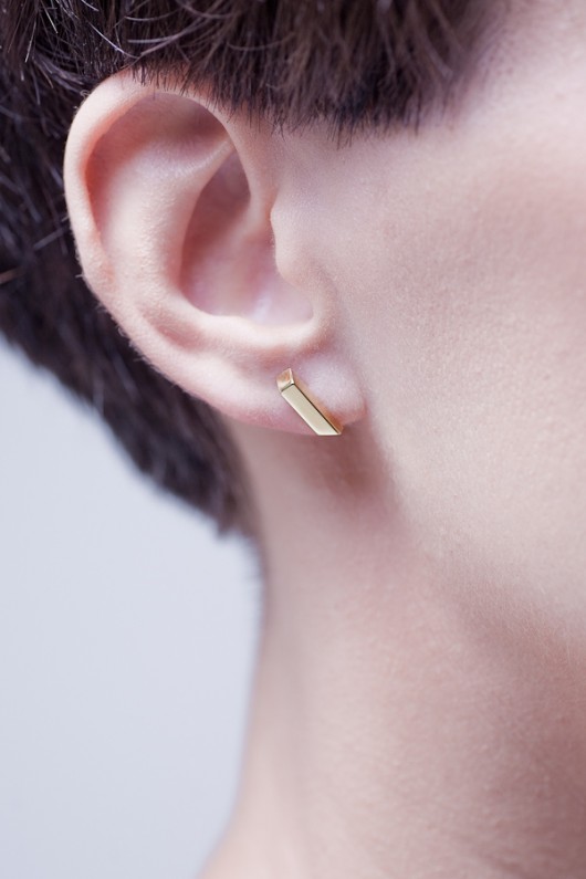 kolczyki z kolekcji EDGY/ Royal/mikron  Daria Siwiak Jewellery