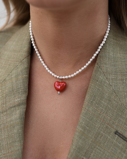 bransoletki - inne Perłowy naszyjnik z czerwonym sercem Paraiso Amorina