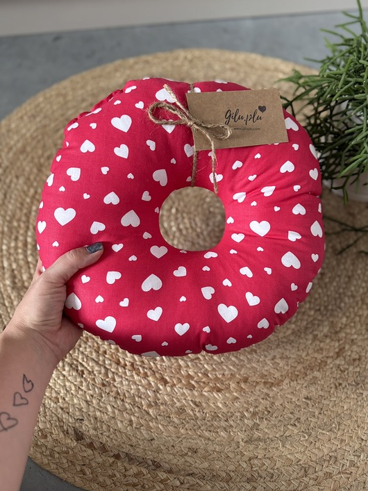 poduszki, poszewki - różne Poduszka do Piercingu Ucha Z Otworem Na Gojenie Helix Tragus bawełniana