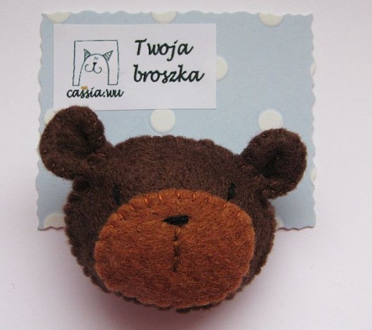 Broszka miś emelele