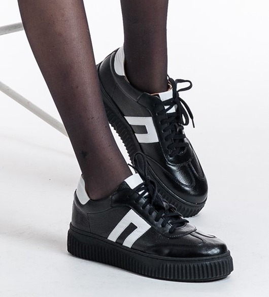 sneakersy damskie Sneakersy skórzane -  czarne +  białe wstawki  (7188)