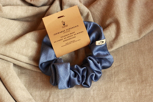 Jedwabne SCRUNCHIE gumka do włosów Upcykling VENUSS concept store