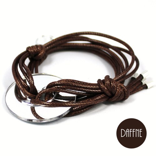 Brown Bracelet with Circle by Daffne LOVINA PRINTS