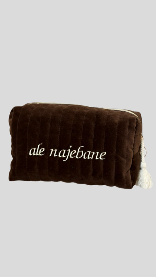 kosmetyczki Kosmetyczka pikowana z haftem "Ale najebane"