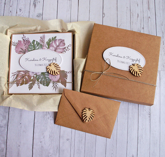 zaproszenia i kartki na ślub Kartka w pudełku : personalizacja : monstera BOHO