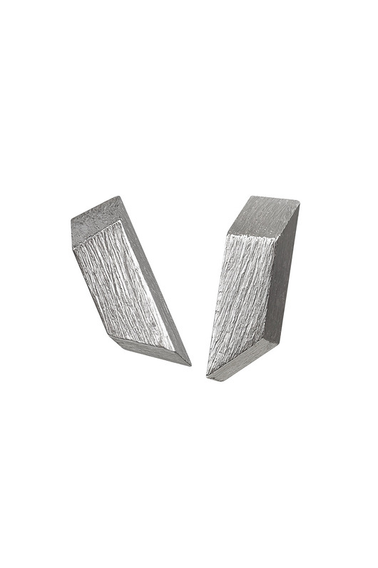 Kolczyki srebrne z kolekcji EDGY/ SILVER/mikron/szron Daria Siwiak Jewellery