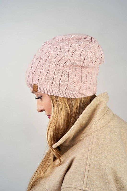 czapki damskie Ciepła czapka damska pudrowy róż zimowa pleciona