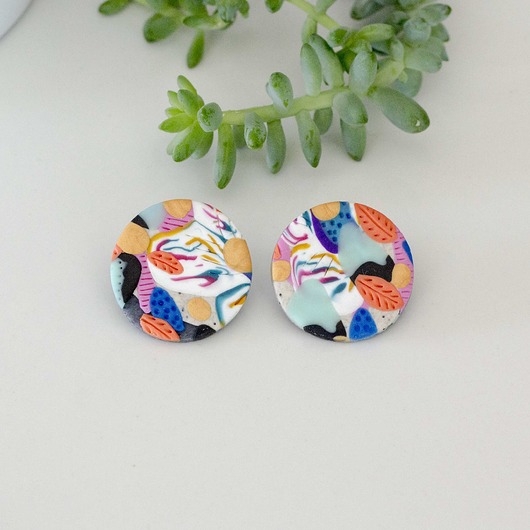 piękne kolorowe kolczyki handmade Hellaclay