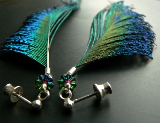 pawie pióra i kryształ Swarovski Stella