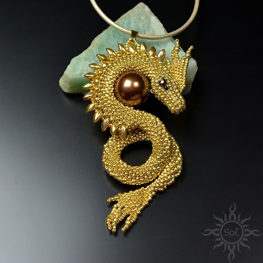 Priythas, wisior ze smokiem, beading Sol