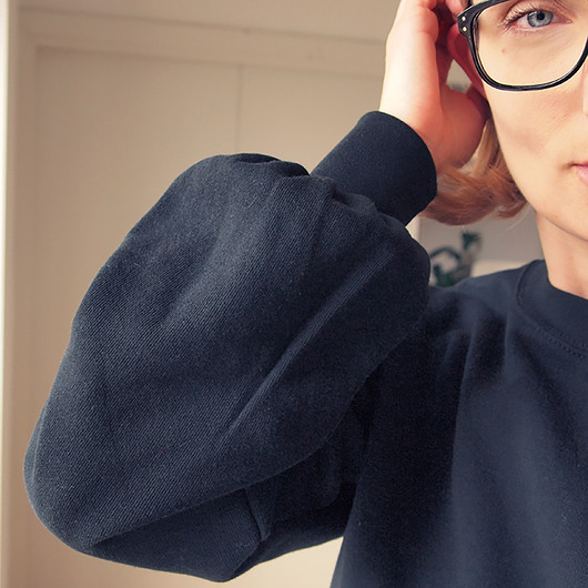 bluza bez kaptura damska Bluza Bufiaste rękawy Czarna