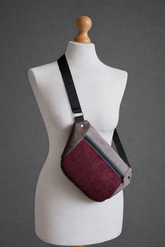 saszetka nerka Damska nerko-torebka.