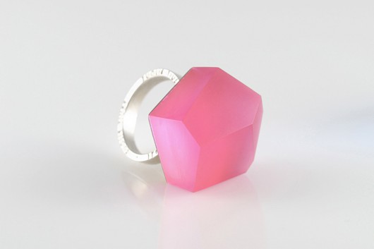 Vu - srebrny pierścionek, różowy magenta XXXFruit Bijoux
