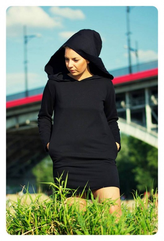 Sukienka Nun S/M STREETCODE