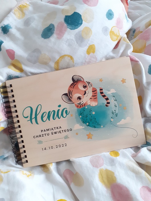 upominki dla gości Chrzest roczek personalizowany album, metryczka urodzenia