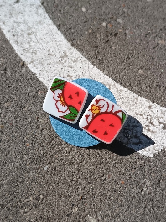 kolczyki ceramiczne Kolczyki ceramiczne w truskawki