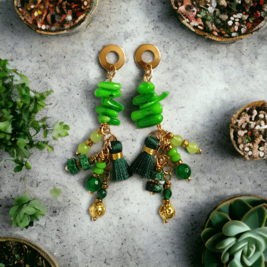 kolczyki z kamieniami Zielone kolczyki Boho : długie i fikuśne