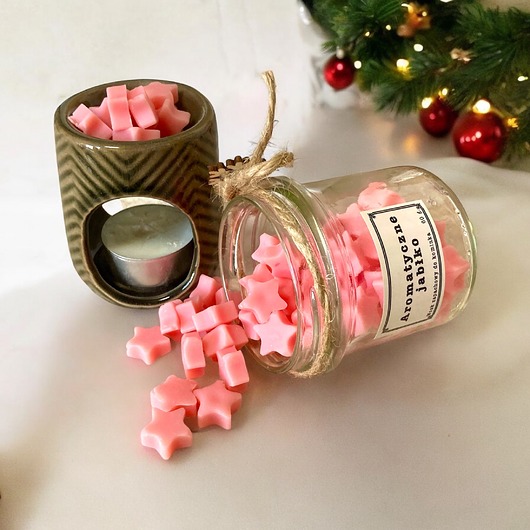 Boże Narodzenie - inne Zestaw prezentowy świąteczny z kominkiem i woskiem zapachowym