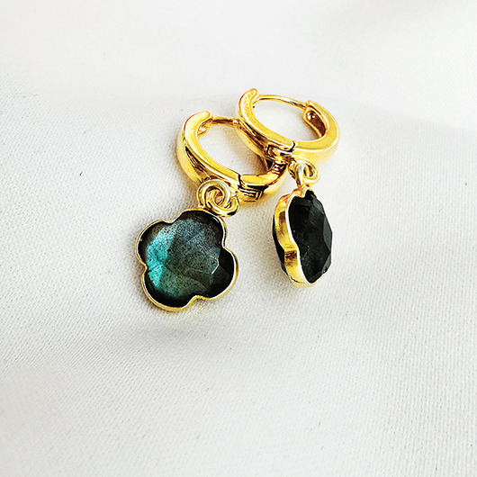 kolczyki z kamieniami Szare kolczyki LABRADORYT koniczynka, srebro pozłacane