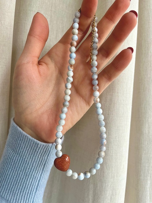 chokery Naszyjnik z błękitnego jadeitu z serduszkiem