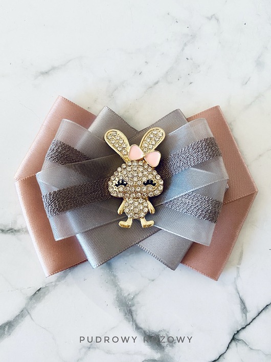 broszki Brosza  Wielkanocna z Zajączkiem WIOSNA