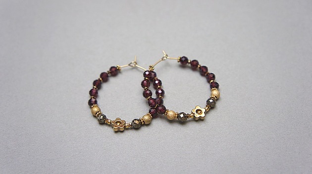 kolczyki - inne Alloys Collection Wianki (Granaty) kolczyki