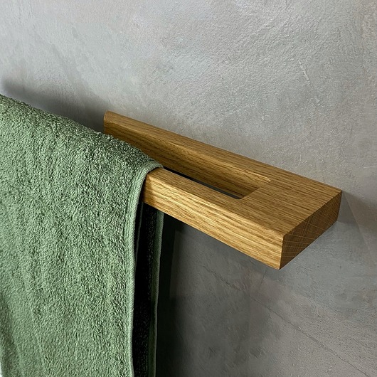 dodatki - łazienka - różne Minimalistyczny wieszak dębowy do łazienki