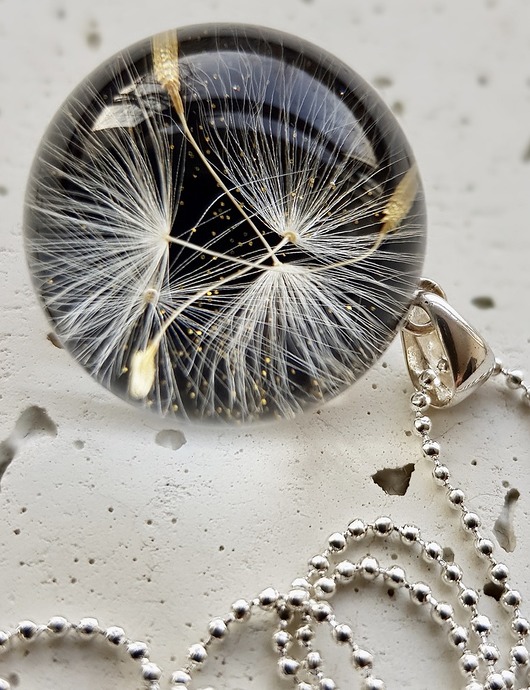 dmuchawiec w naszyjniku Grol Jewellery