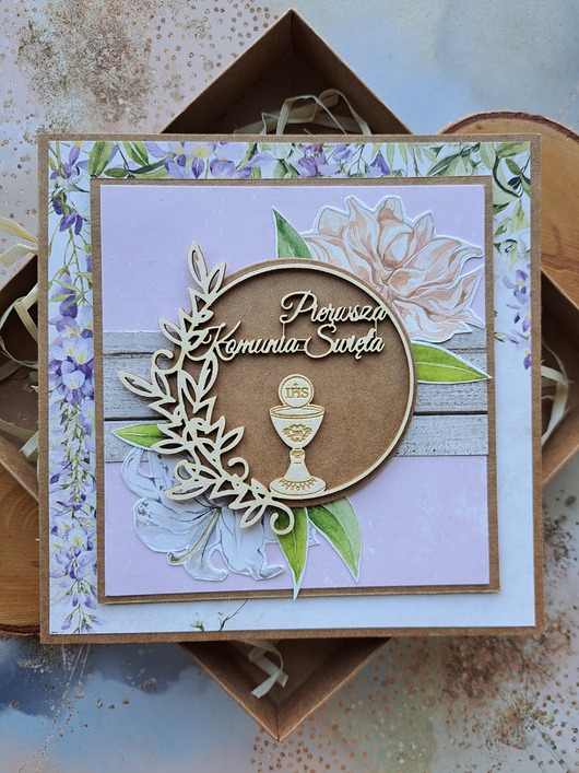 kartki scrapbooking Kartka na Komunię dla dziewczynki (w pudełku)