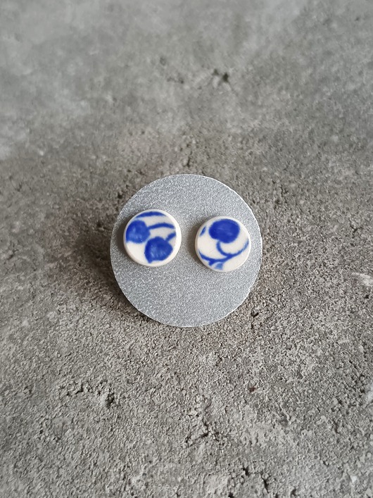 kolczyki ceramiczne Kolczyki ceramiczne w kobaltowe rośliny