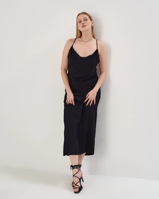 sukienki midi damskie SUKIENKA JASMINE black