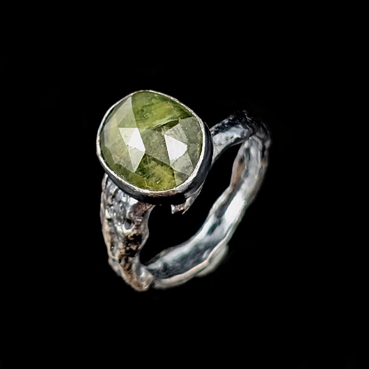 pierścionki srebrne Pierścionek zielony szafir
