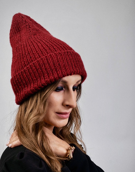 czapki damskie Czapka beanie  bordowa  100% merino