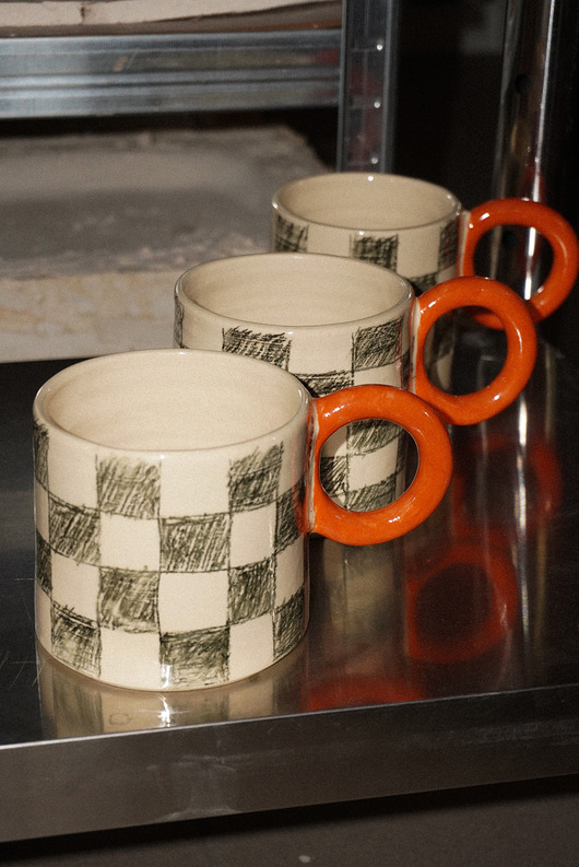 kubki i filiżanki Kubek ceramiczny w kratkę XL