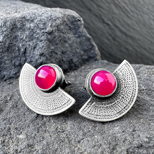 kolczyki srebrne Orientalne kolczyki wkrętki srebrne wachlarze z agatem fuksja