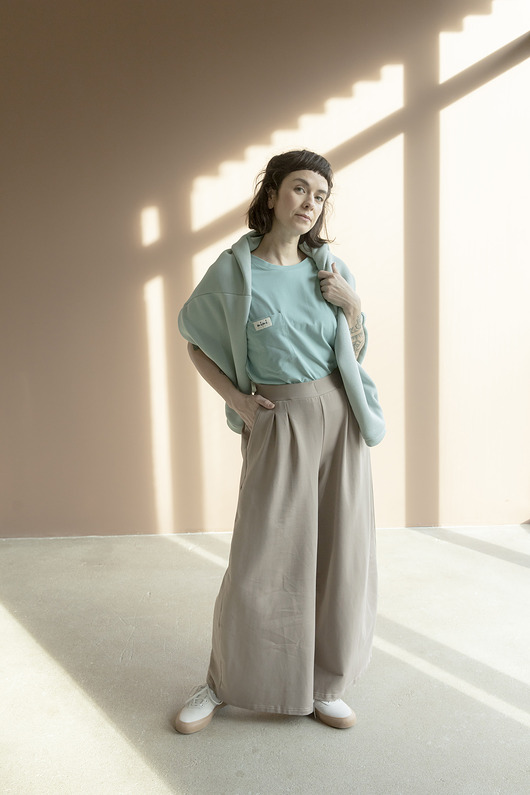 spodnie materiałowe damskie Damskie szerokie spodnie Beżowe