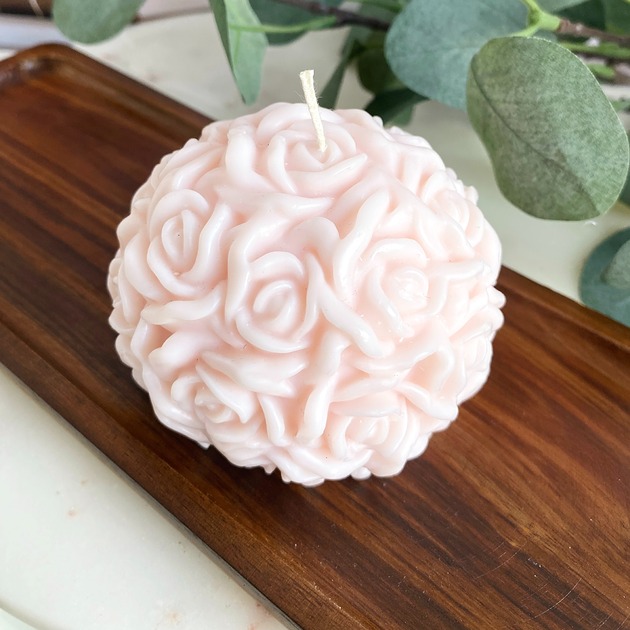 świeczniki i świece Świeca sojowa dekoracyjna "Rose Garden" 84x70mm różowa