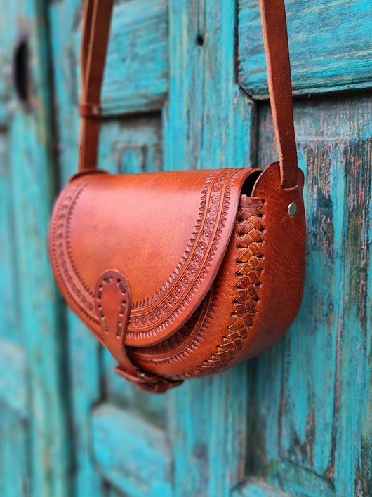 torby na ramię Torebka skórzana ręcznie robiona góralska Nicte Brązowa wzory zakopane