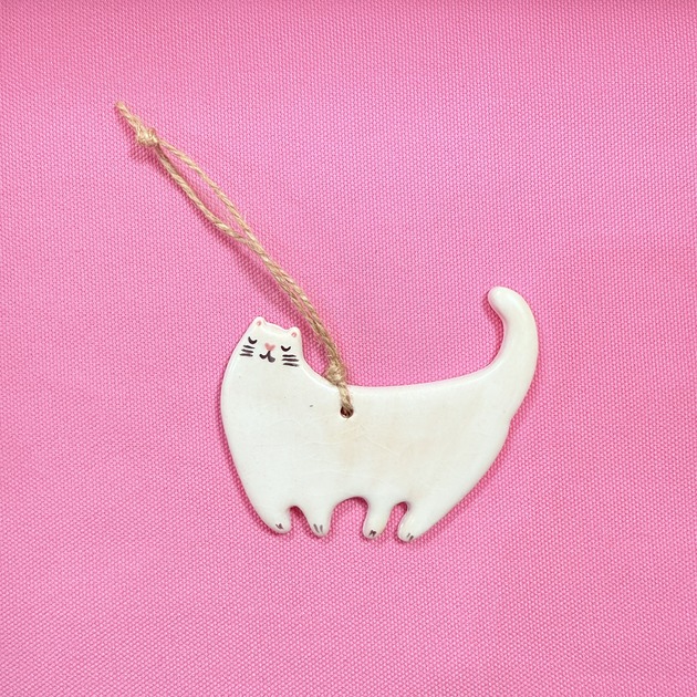 ozdoby choinkowe Ceramiczna zawieszka na choinkę Kotek bombka