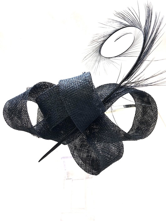 Czarny Fascynator MonicMillinery