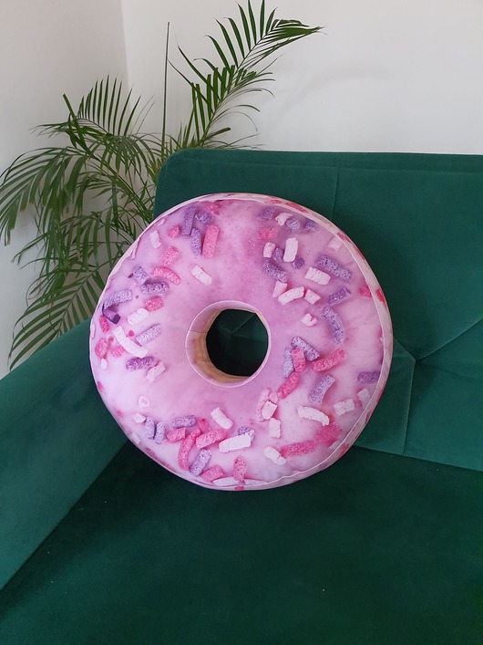 poduszki do pokoju dziecka Poduszka pączek Donut Malinowa Chmurka