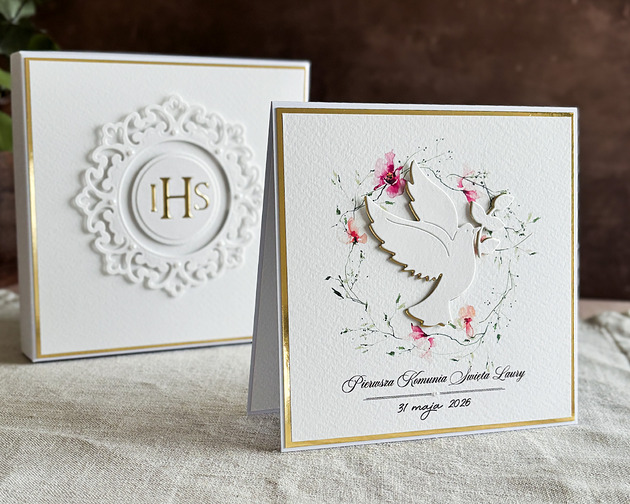 kartki na komunię Kartka na komunię z pudełkiem i kopertą, 108