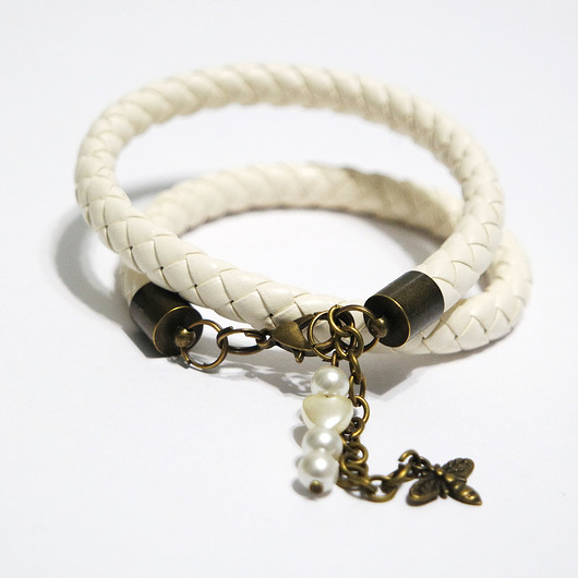 bransoletki - inne Bransoletka - Pleciona, owijana - pszczoła