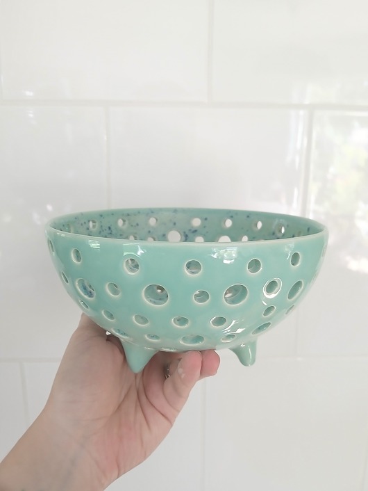 miski i misy Ceramiczny durszlak na owoce miętowy