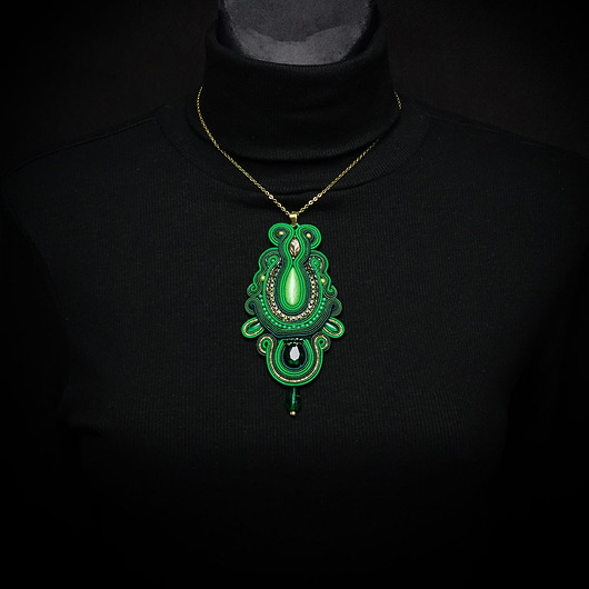 wisiory Isobelle - wisior soutache