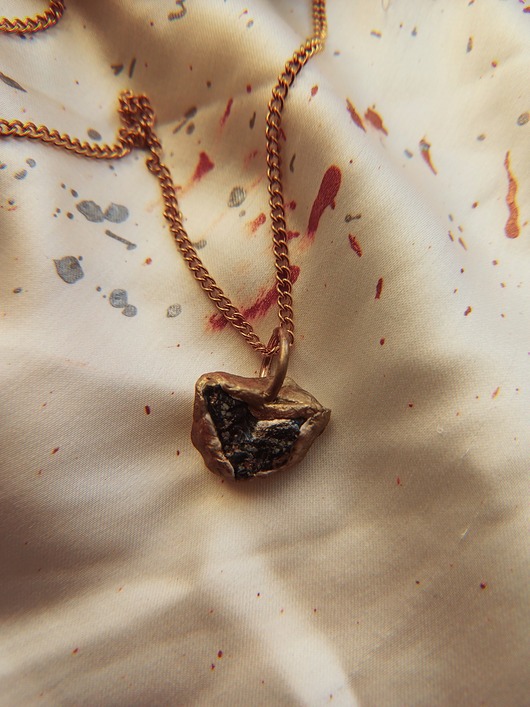 wisiory SEN WULKANÓW - amulet z obsydianem