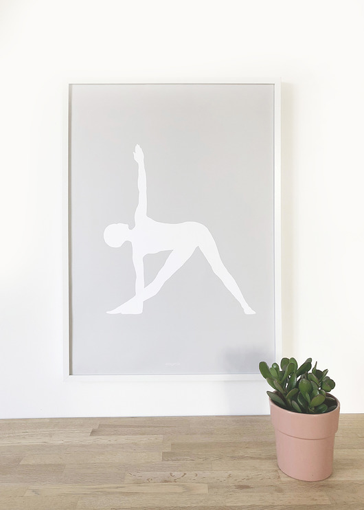 Plakat YOGA Trójkąt jasny szary My Yoga Smile
