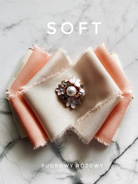broszki Brosza z kolekcji SOFT Delikatność i kobiecość New