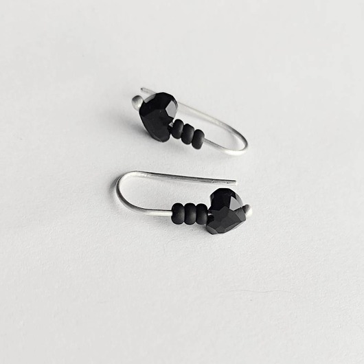 kolczyki z kamieniami Kolczyki serduszko