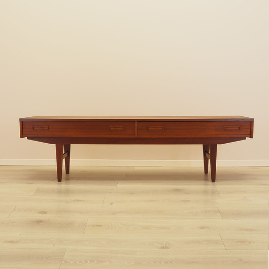 komody Lowboard tekowy, duński design, lata 60, produkcja: Dania